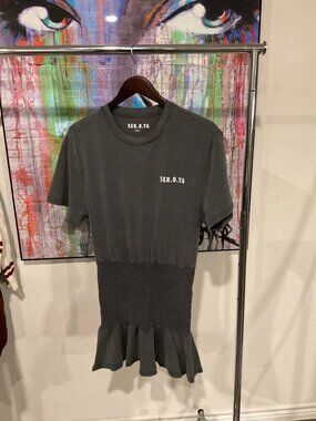 SER.O.YA Miranda T-Shirt Dress Washed Charcoal Smocked Ruffle Hem Size S